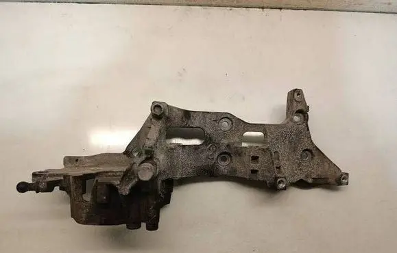 Skoda Octavia Mk3 (5E) Generator/alternator bracket 04L903143B