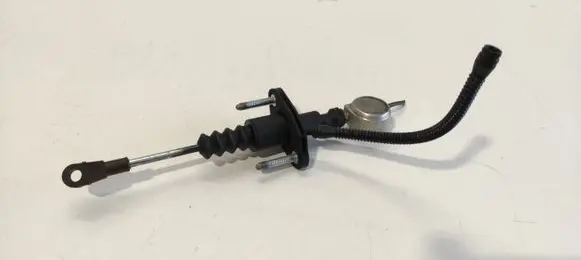 Opel Astra H Clutch master cylinder 90523769 KG15500TP01