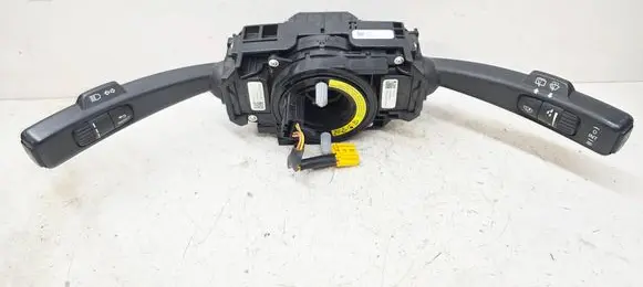Volvo V40 Cross country Wiper turn signal indicator stalk/switch 31456030 31343218 31456042