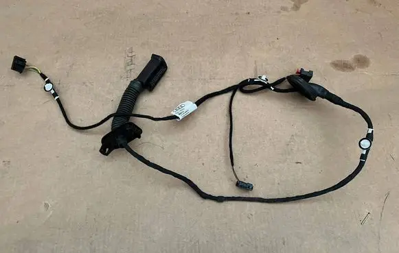 Audi A1 Rear door wiring loom 82G971688