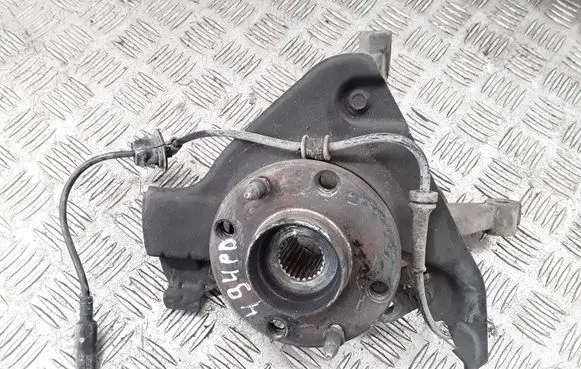 Lancia Musa Front wheel hub spindle knuckle