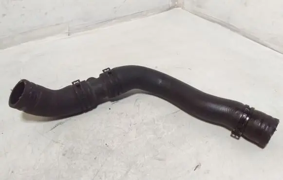 Volkswagen Tiguan Engine coolant pipe/hose