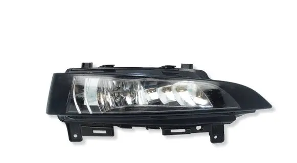 Skoda Scala Front fog light 657941700 01396102 HSR1ND2522RH