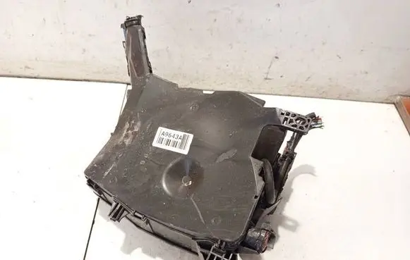Toyota Auris 150 Fuse box set 7233r0a1