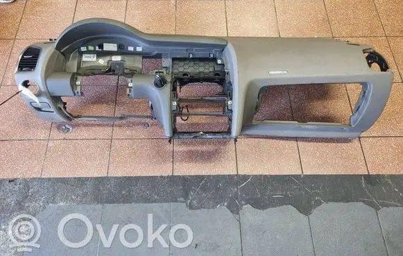 Audi Q7 4L Dashboard 4L1857067
