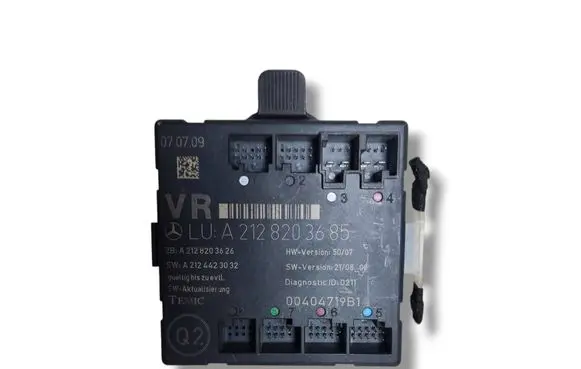 Mercedes-Benz E W212 Door control unit/module A2128203685