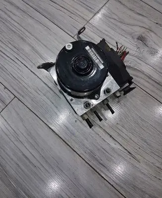 BMW 3 E90 E91 ABS Pump 6787836