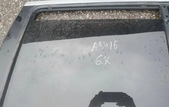 Hyundai Santa Fe Rear door window glass