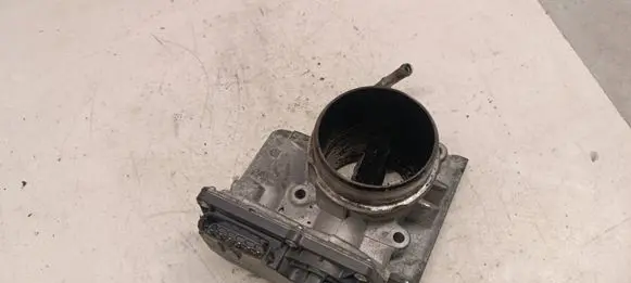 Mazda CX-5 Throttle valve Sh01136b0