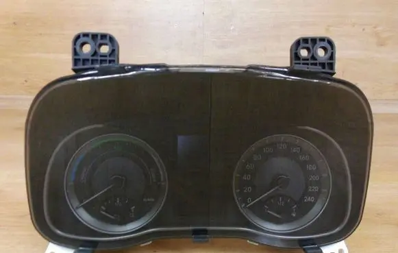 Hyundai Kona I Speedometer (instrument cluster) 94011