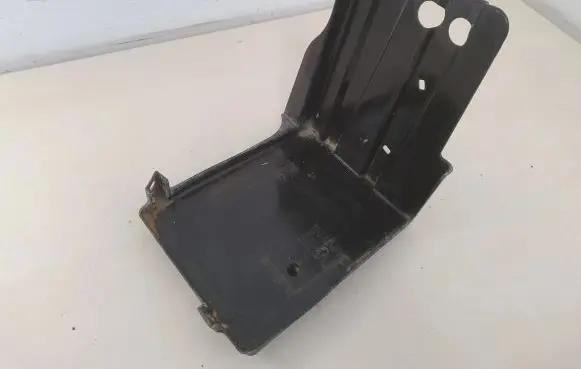 Mitsubishi Outlander Battery tray MR516125