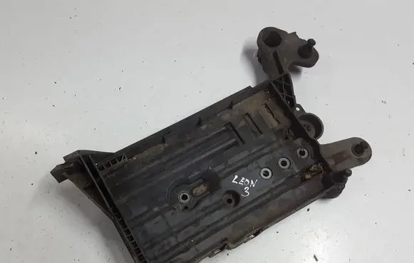 Seat Leon (5F) Battery bracket 