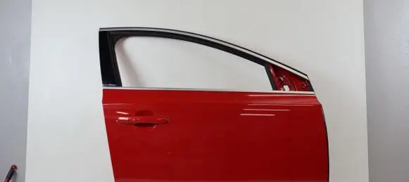 Volvo V40 Front door ACM100