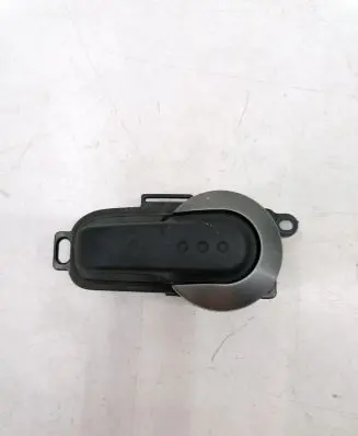 Nissan Note (E11) Rear door interior handle 5010800006