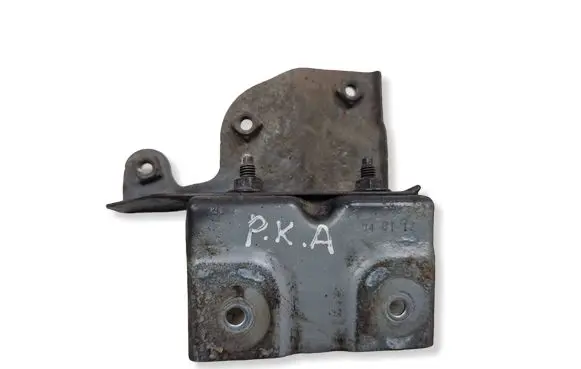 Land Rover Evoque I Fender mounting bracket BJ3216E129A BS03A