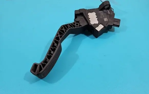 Toyota Yaris Accelerator throttle pedal 781100D010 IMPRK1415908