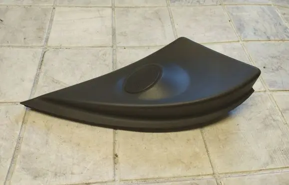 Side speaker trim/cover