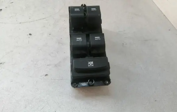 Hyundai i40 Electric window control switch 935703Z000 39R4901000