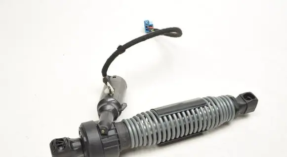 BMW 8 G16 Tailgate strut 7453768