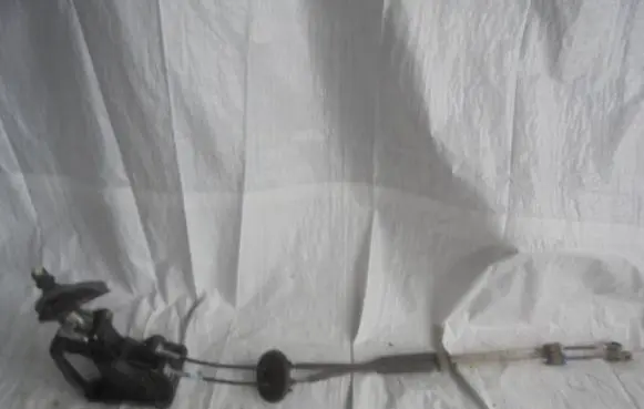 Peugeot 308 Gear shift cable linkage