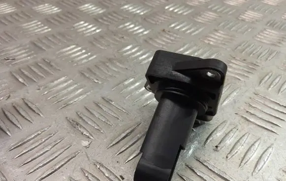 Lexus GS 300 350 430 450H Mass air flow meter 22204-22010