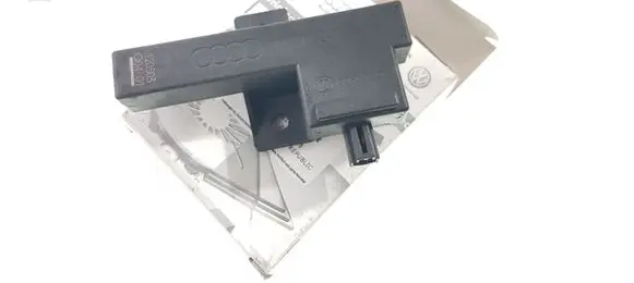 Volkswagen Touareg II Immobiliser reader (aerial) 8K0907247 333542221 120503