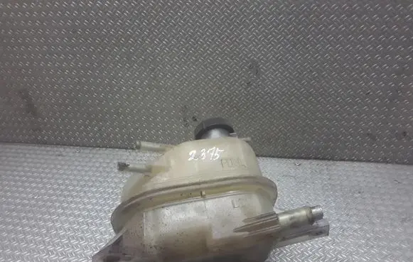 Coolant expansion tank/reservoir