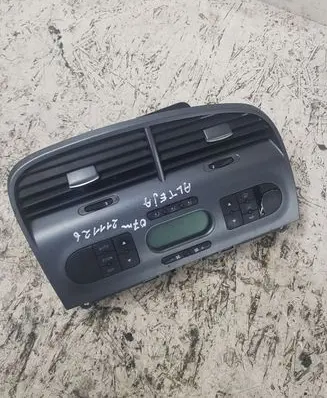 Seat Altea XL Climate control unit 8P0907044