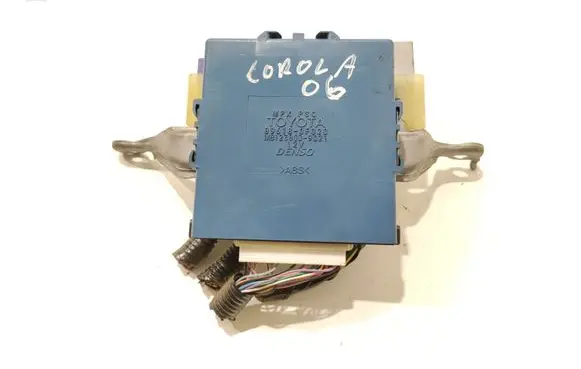 Toyota Corolla Verso E121 Combustion control unit/module 896180F020 MB1238009021