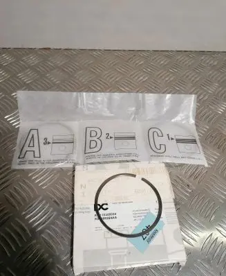 Mercedes-Benz Sprinter W901 W902 W903 W904 Piston ring A6110300024