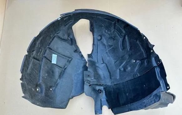 Audi A5 Front arch 8W6821172C 8W6853888E