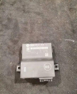 Audi A4 S4 B8 8K Gateway control module 8R0907468N 8R0907468C 840747608300