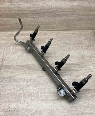 BMW 5 E60 E61 Fuel injector 7506158