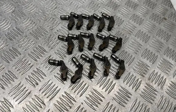 Mercedes-Benz C W204 Valve rocker arm 