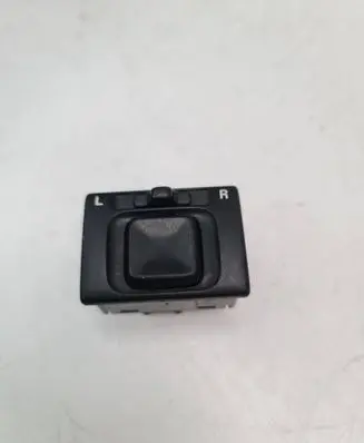 Nissan Navara D22 Wing mirror switch 9F18