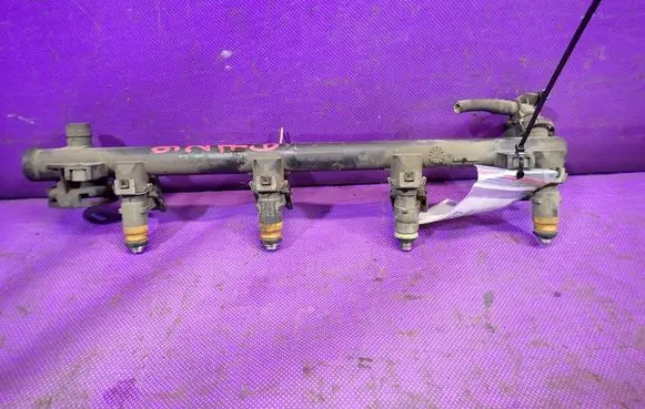 Renault Megane I Fuel main line pipe 7700112519