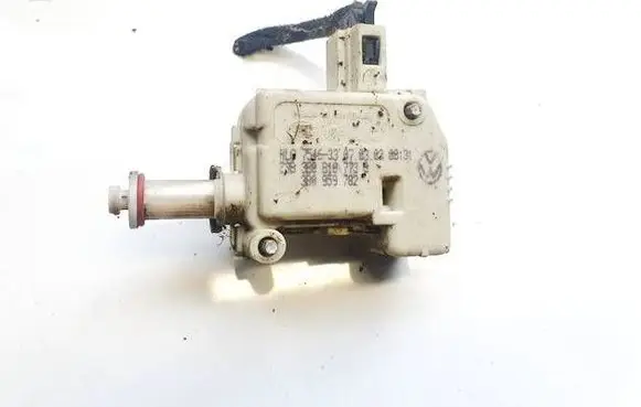 Skoda Superb B5 (3U) Central locking motor 3B0810773B