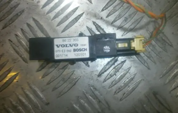 Volvo S70 V70 V70 XC Airbag deployment crash/impact sensor 8622365