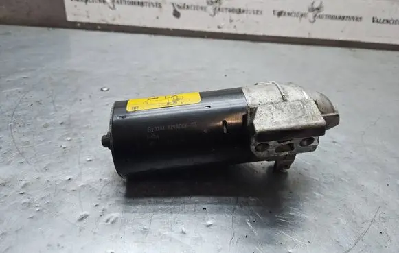 BMW 1 E81 E87 Starter motor 7798006 001139002