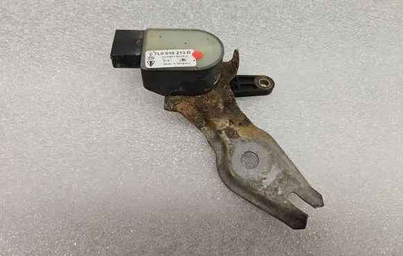 Volkswagen Touareg I Headlight/headlamp level sensor 4E0907503C 7L0616213D 15160100792