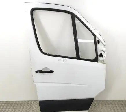 Mercedes-Benz Sprinter W906 Front door A9067200105