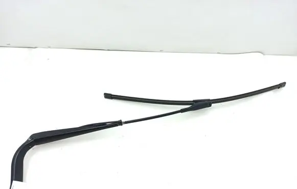 Volkswagen Crafter Front wiper blade arm A9068200744