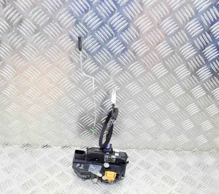 Opel Mokka Front door lock 13579519