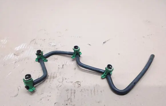 Fuel return line/hose
