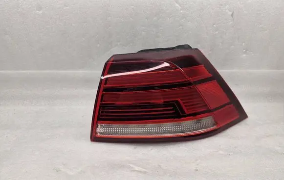 Volkswagen Golf VII Rear bumper light 5G0945096Q L90120960