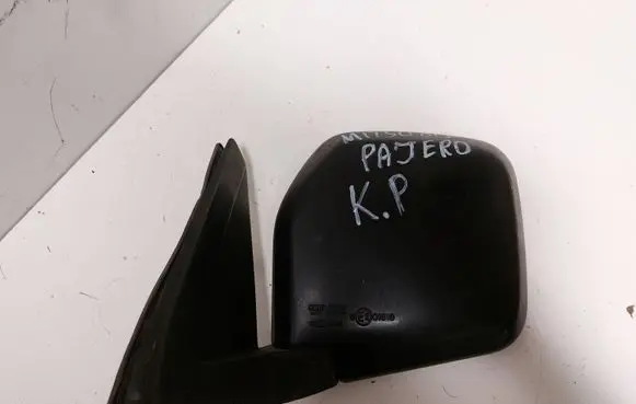 Mitsubishi Pajero Front door electric wing mirror E201818