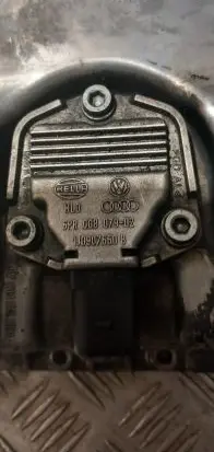 Volkswagen Touran I Oil sump 038103603