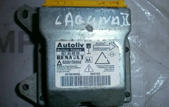 Renault Laguna II Airbag control unit/module 8200138952 601958800