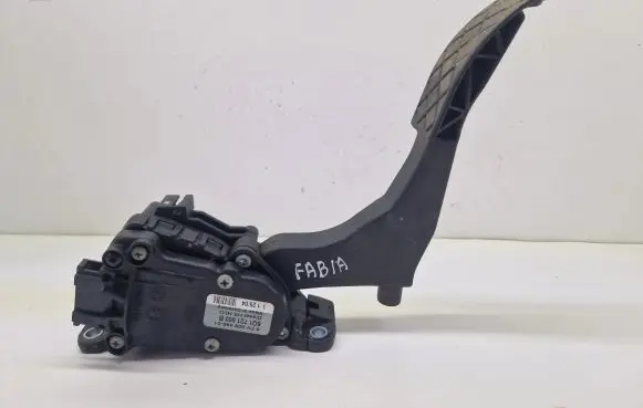 Skoda Fabia Mk1 (6Y) Accelerator throttle pedal 6Q1721503B 00849501