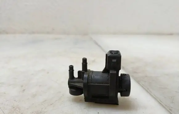 Volkswagen PASSAT B4 Turbo solenoid valve 191906283A